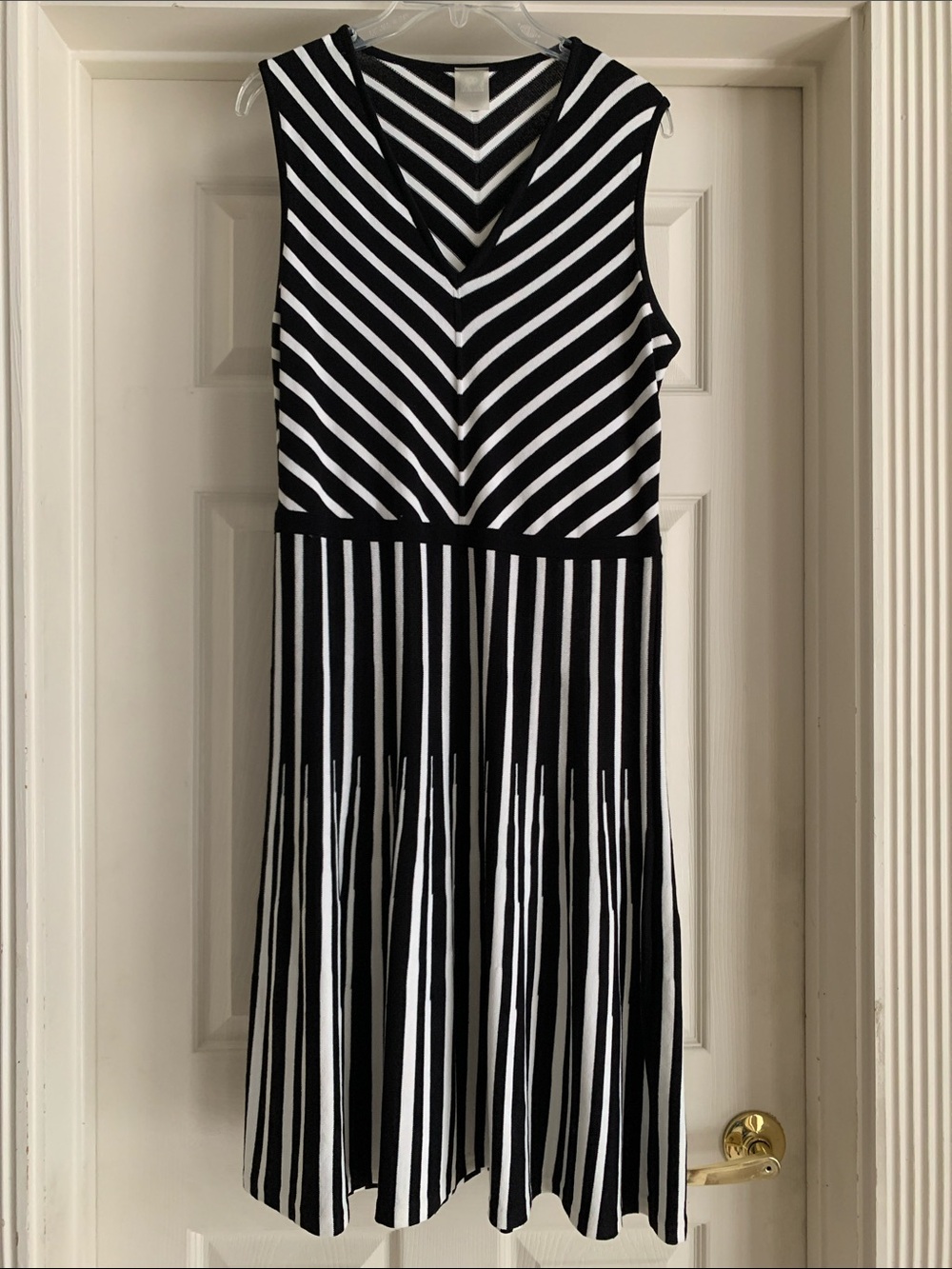 Anne Klein Black & White Striped Sleeveless V‑Neck Dress